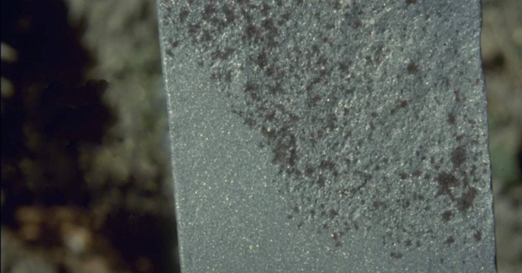 Prácticas de eliminación de sales solubles en la superficie